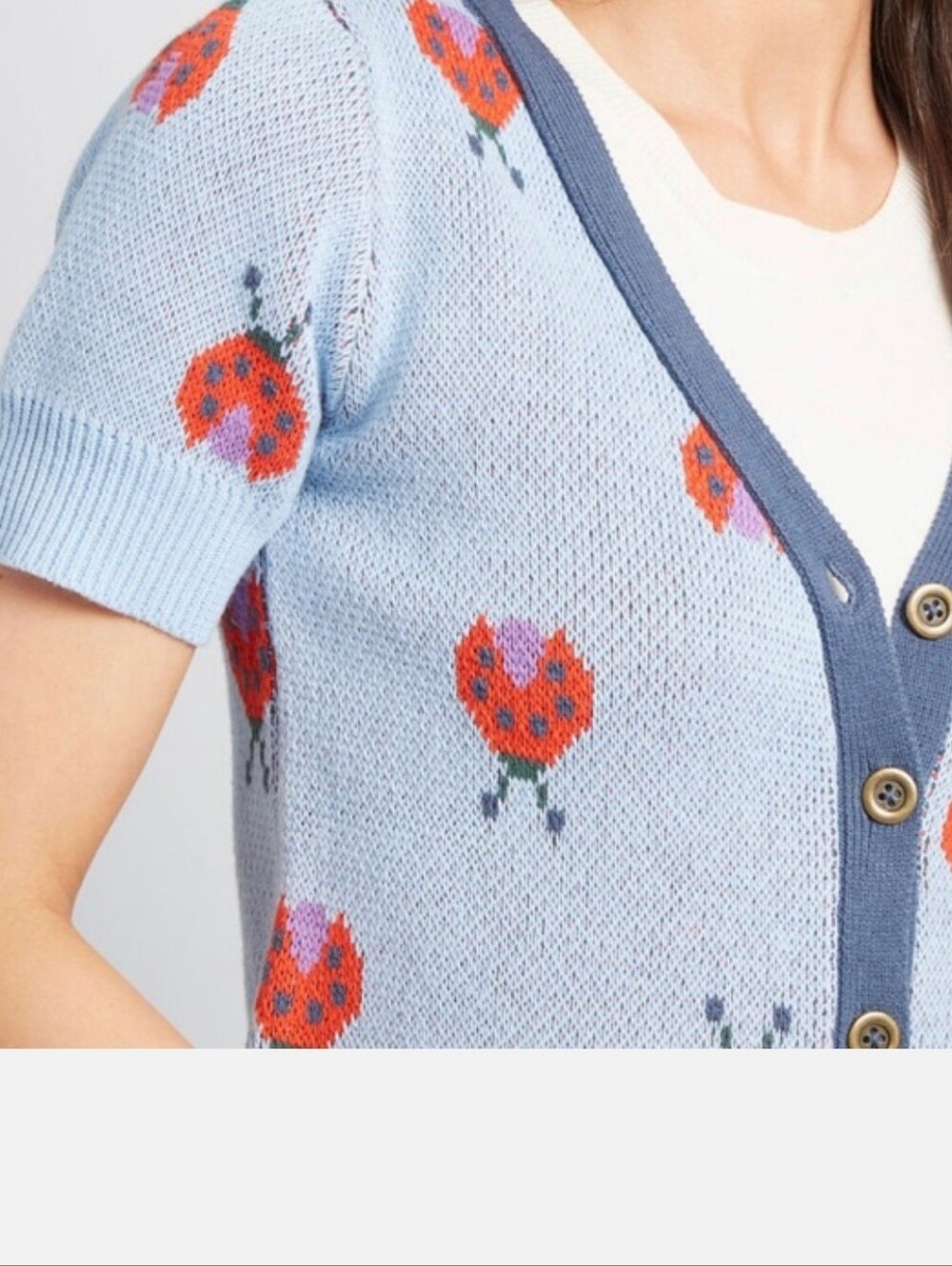 💲⬇️Retro Ladybug Button Front Cardigan🪞 - Picture 4 of 11